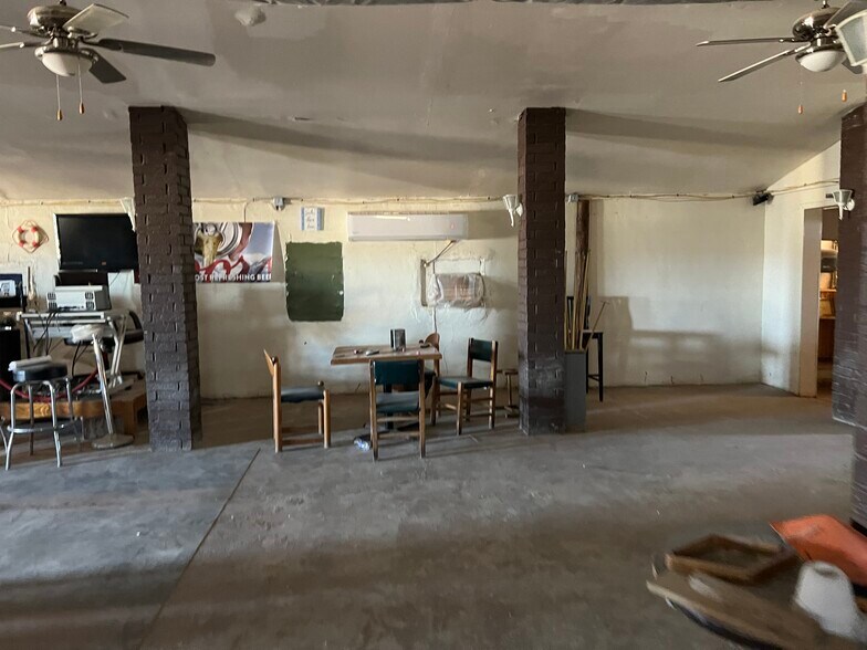 More Photos Of 1103 U.S. 385, Highway, Mccamey General Retail For Sale