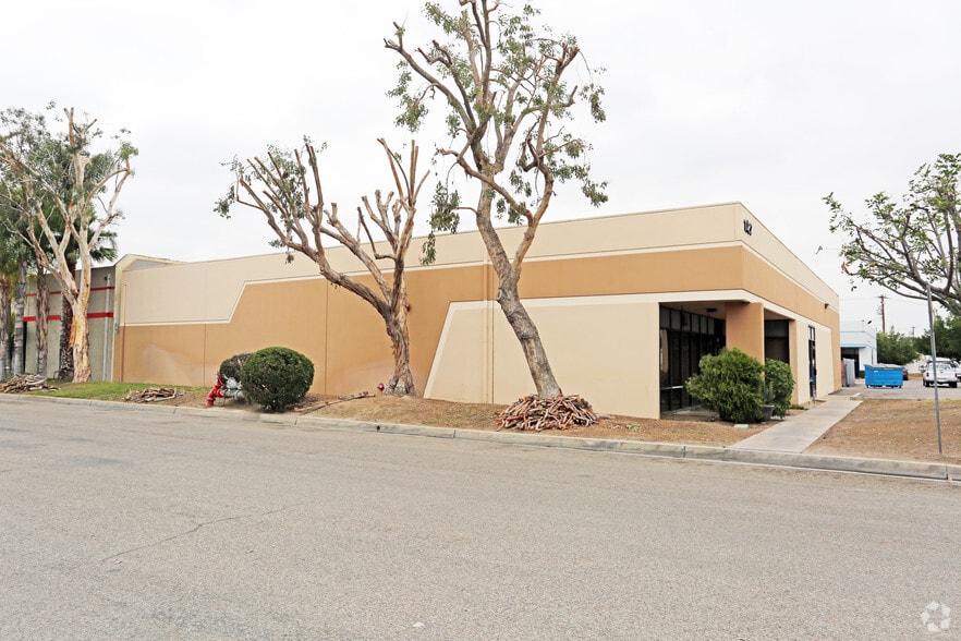 More Photos Of 1381 N Kraemer Blvd, Anaheim Warehouse For Lease
