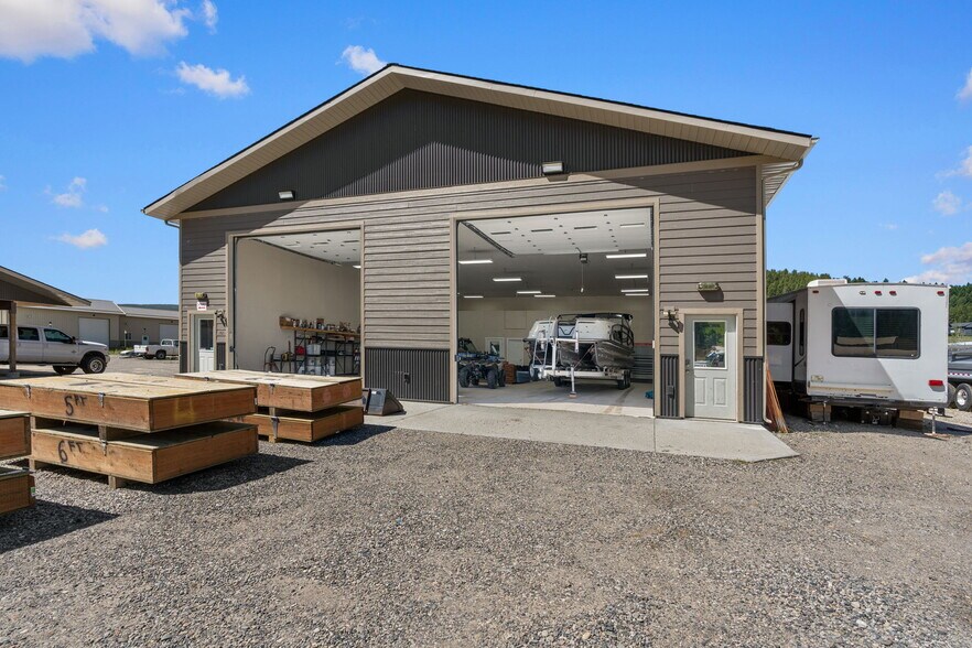 More Photos Of , Big Sky Warehouse For Lease