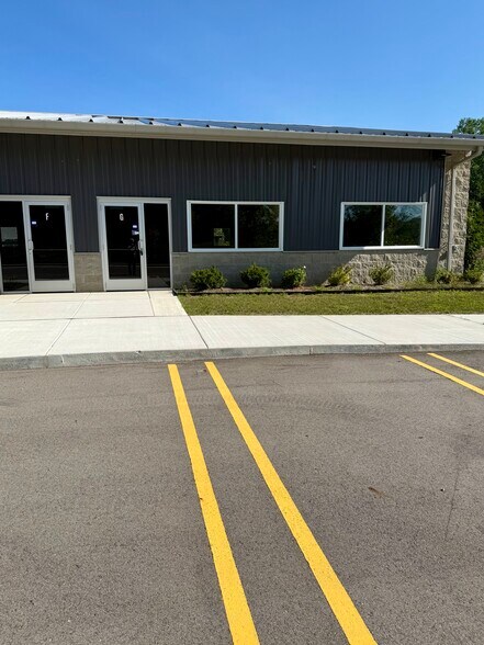 More Photos Of 6060 Schooner St, Van Buren Twp Warehouse For Lease