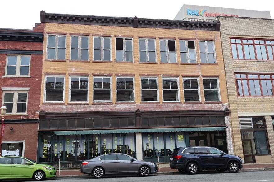 More Photos Of 505 N Liberty St, Winston-Salem Office For Sale