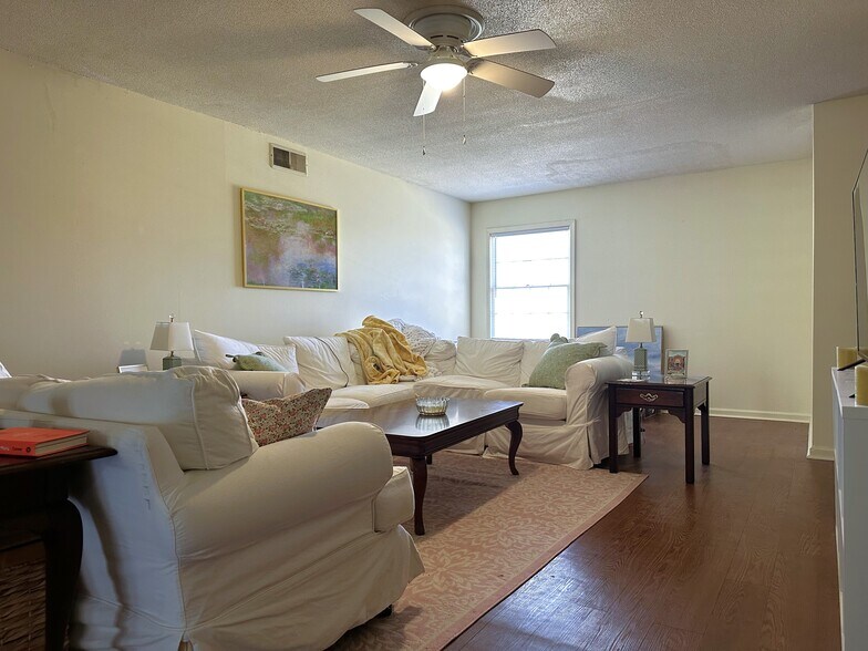 More Photos Of 350 S Pope St, Athens Multifamily For Sale