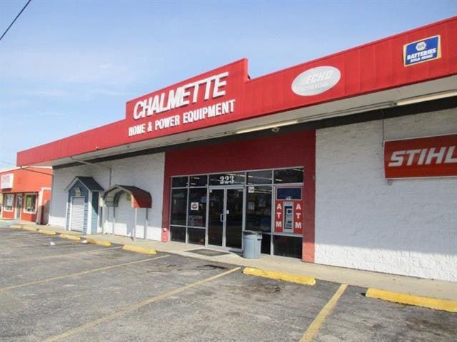 Primary Photo Of 223 E Judge Perez Dr, Chalmette Storefront For Sale