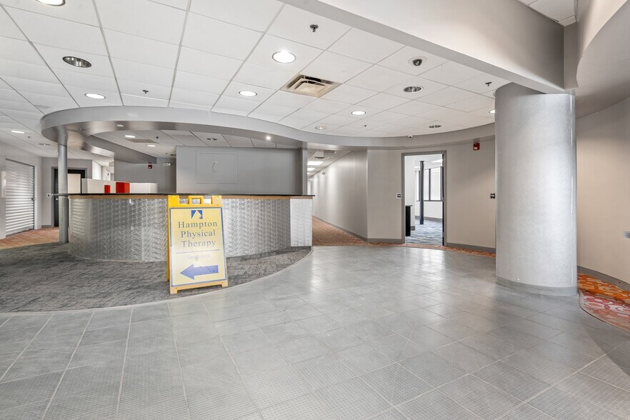 More Photos Of 920 Lafayette Rd, Seabrook Unknown For Sale