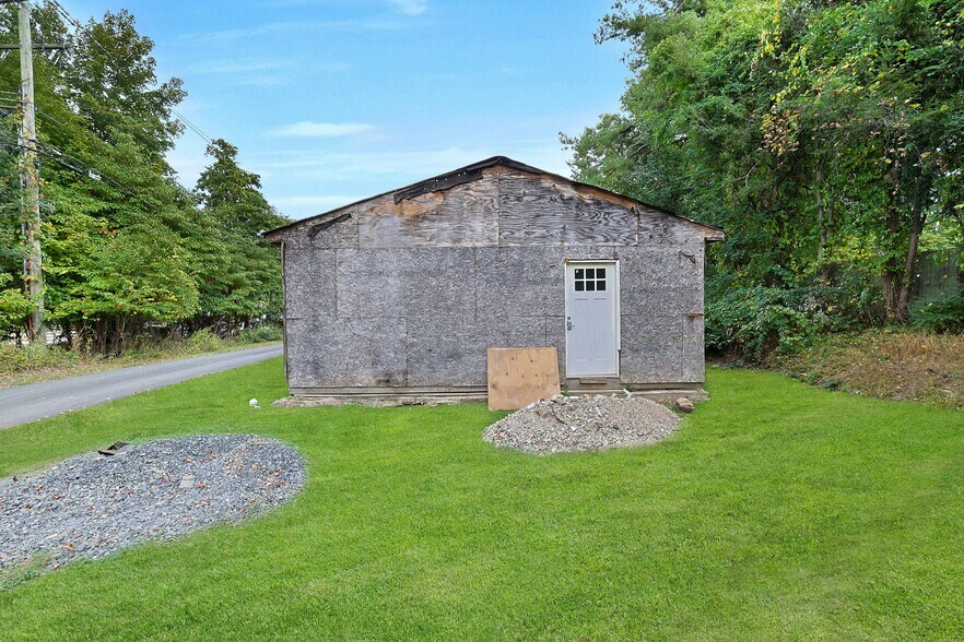 More Photos Of 511 Route 304, New City Office For Sale