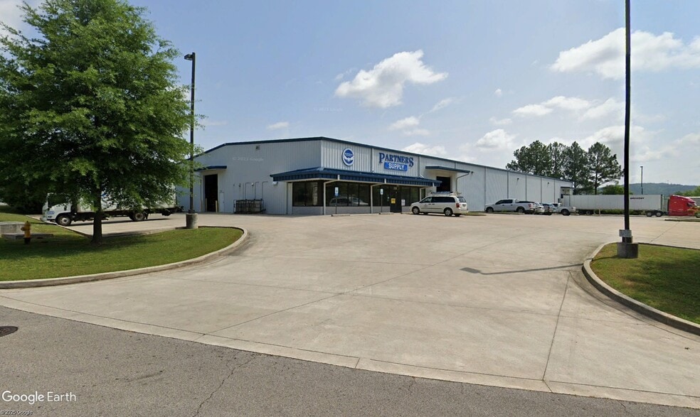 Primary Photo Of 2138 Poole Dr NW, Huntsville Industrial For Lease