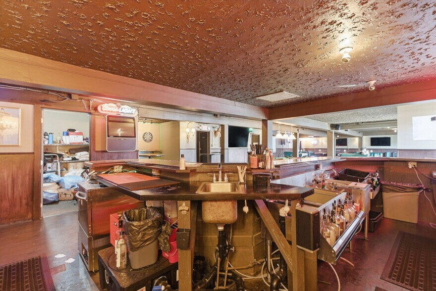 More Photos Of 2530 NE 82ND Ave, Portland Restaurant For Sale