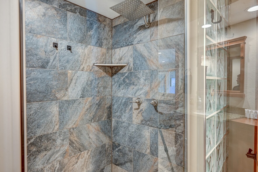 More Photos Of 9955 County Road 120, Salida Hotel For Sale