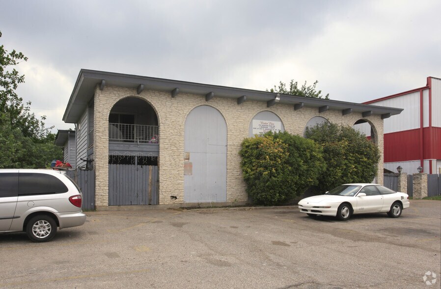 Primary Photo Of 1710 Wooten Park Dr, Austin Apartments For Sale