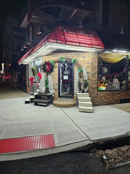Primary Photo Of 24802 Northern Blvd, Douglaston Storefront Retail Office For Lease