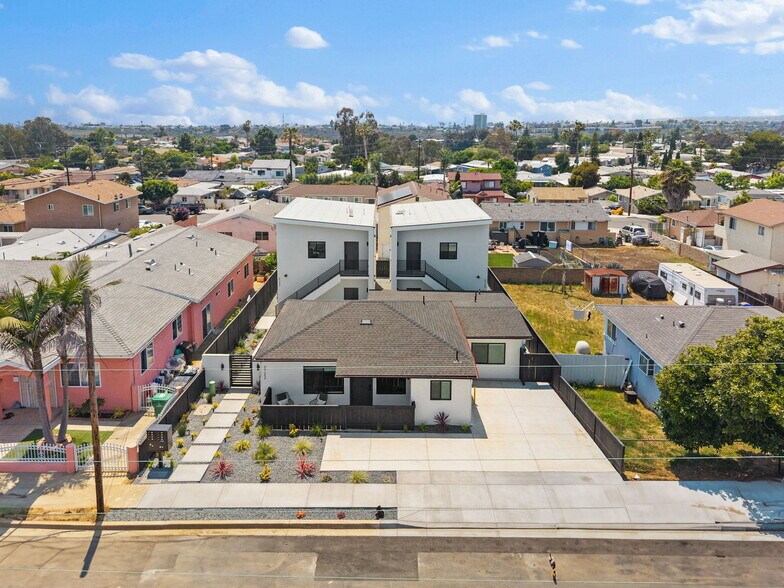 More Photos Of 2722 Nye St, San Diego Apartments For Sale