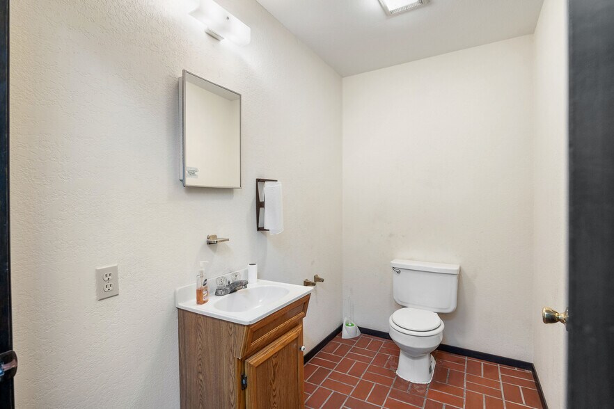 More Photos Of 545 N US-83, Junction Land For Sale