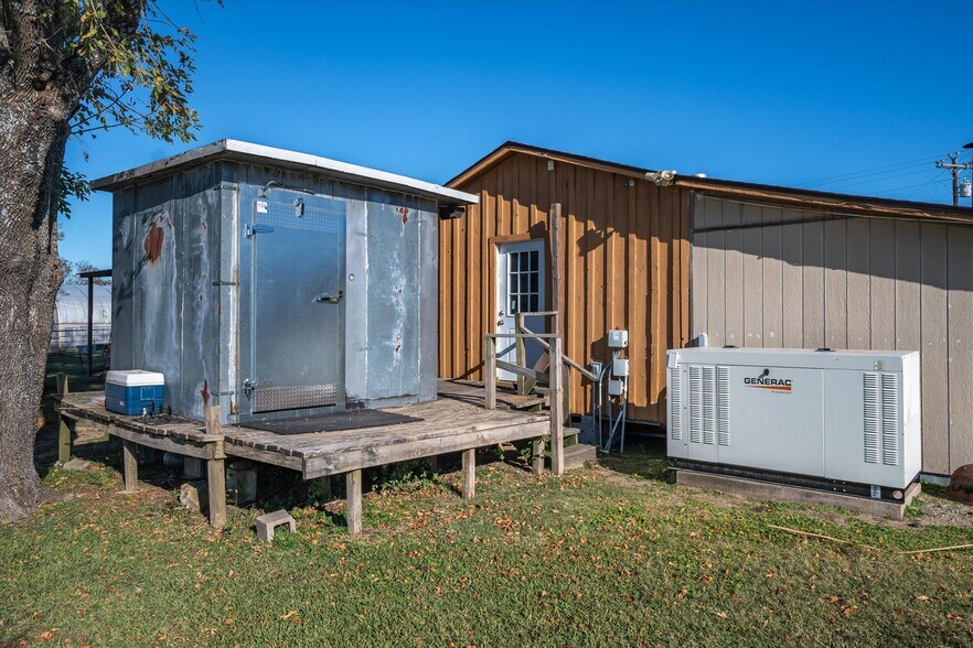 More Photos Of 28323 I-20, Wills Point Restaurant For Sale