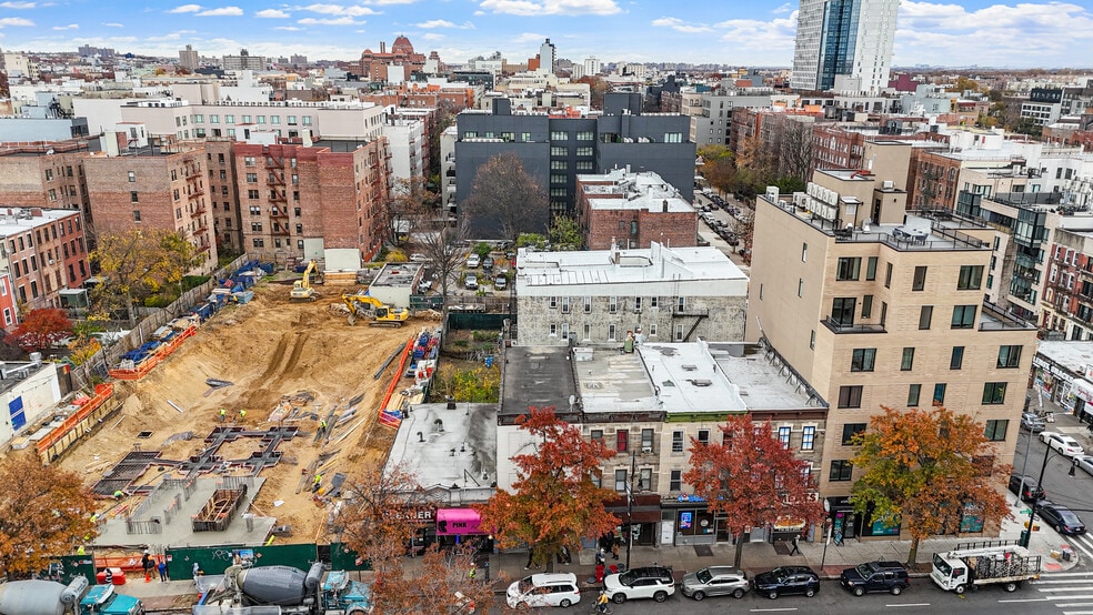 More Photos Of 769 Flatbush Ave, Brooklyn Storefront For Sale