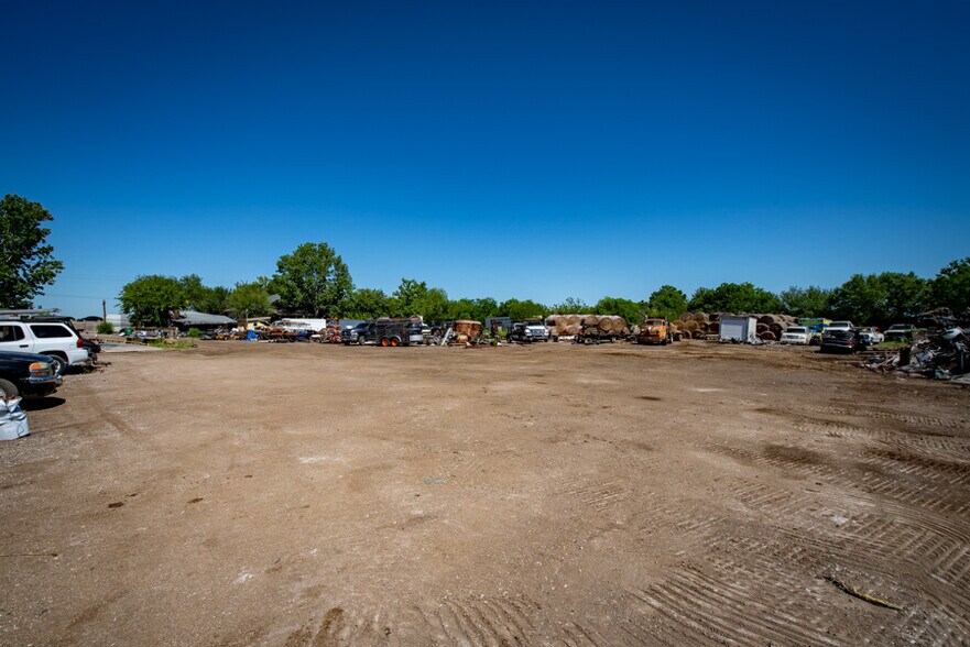 More Photos Of 7913 Highway 183 S, Austin Manufacturing For Sale