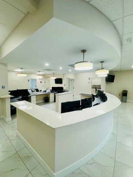 More Photos Of 701-711 NW 27th Ave, Miami Storefront Retail Office For Lease