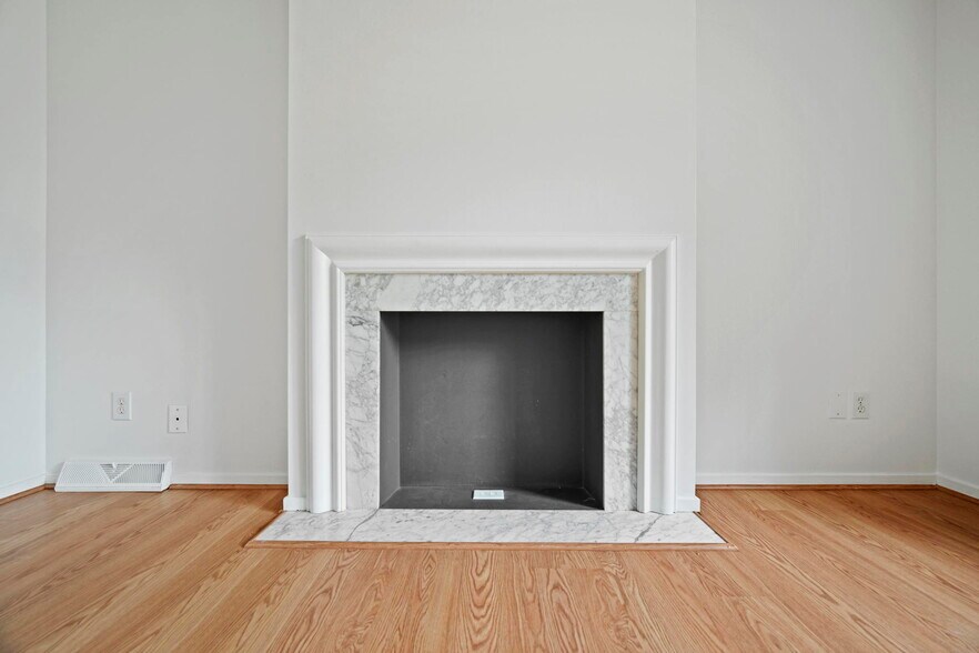 More Photos Of 4445-4455 W Sylvania Ave, Toledo Apartments For Sale