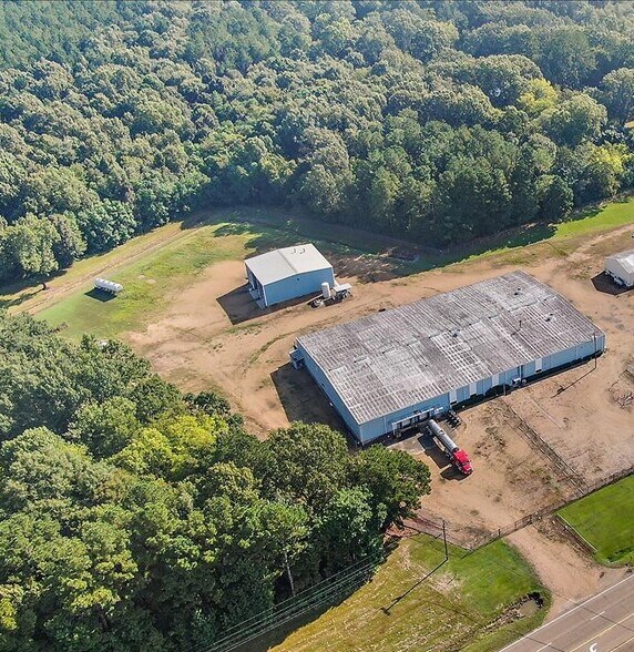 More Photos Of 5670 US-80, Jackson Manufacturing For Lease