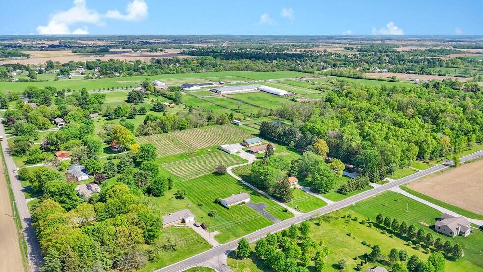 More Photos Of 1900 Winchester Southern Rd, Canal Winchester Winery Vineyard For Sale