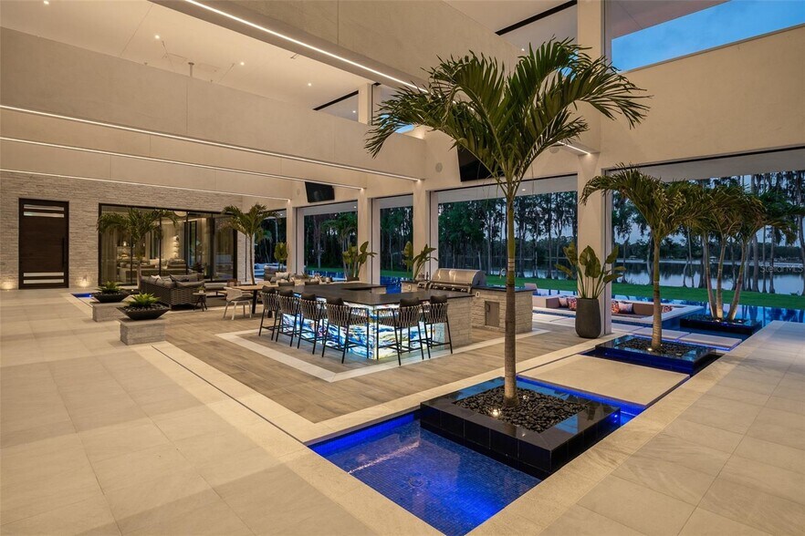 More Photos Of 18725 Jiretz Rd, Odessa Flex For Sale