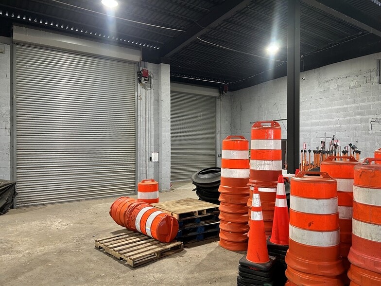 More Photos Of 7900 Pulaski Hwy, Rosedale Industrial For Lease