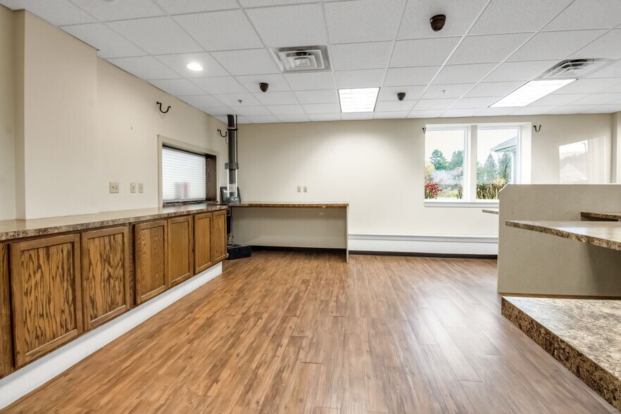 More Photos Of 2-85 Bristol Ln, Ellicottville General Retail For Lease