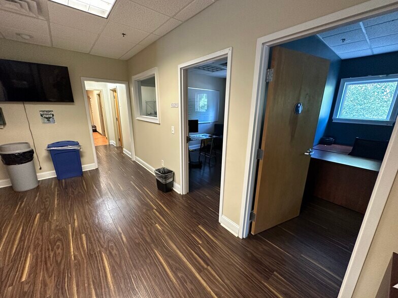 More Photos Of 3320 Old Jefferson Rd, Athens Office For Sale