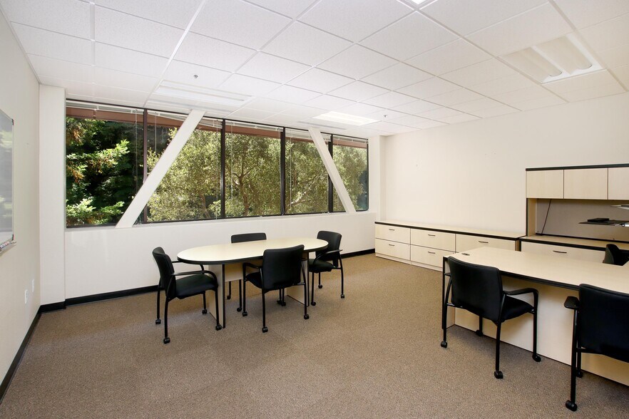 More Photos Of 1700 Green Hills Rd, Scotts Valley Office For Lease
