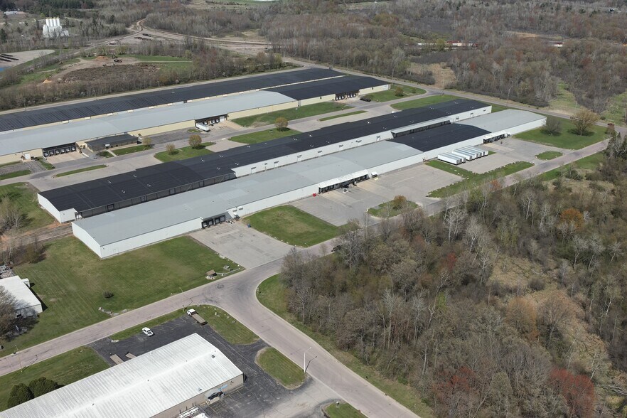 Primary Photo Of 1940 Jefferson St, Wisconsin Rapids Industrial For Lease
