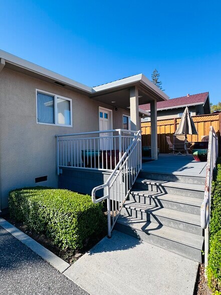 More Photos Of 15700 Winchester Blvd, Los Gatos Office For Lease