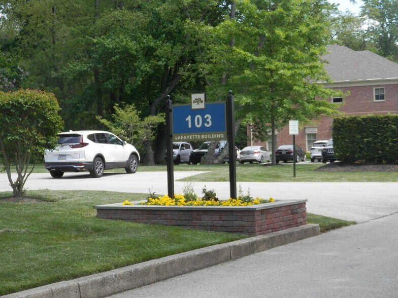 More Photos Of 103 Chesley Dr, Media Office For Lease