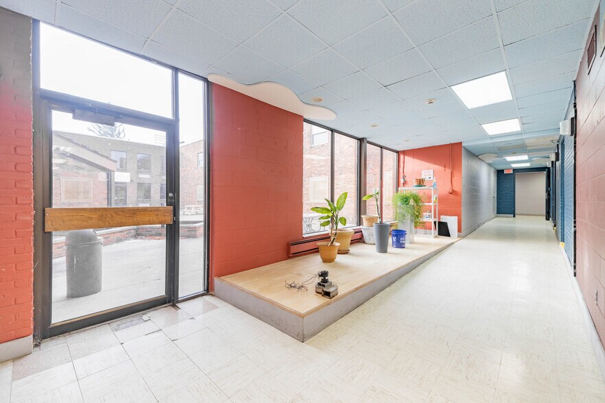 More Photos Of 6902 Chicago Rd, Warren Schools For Sale