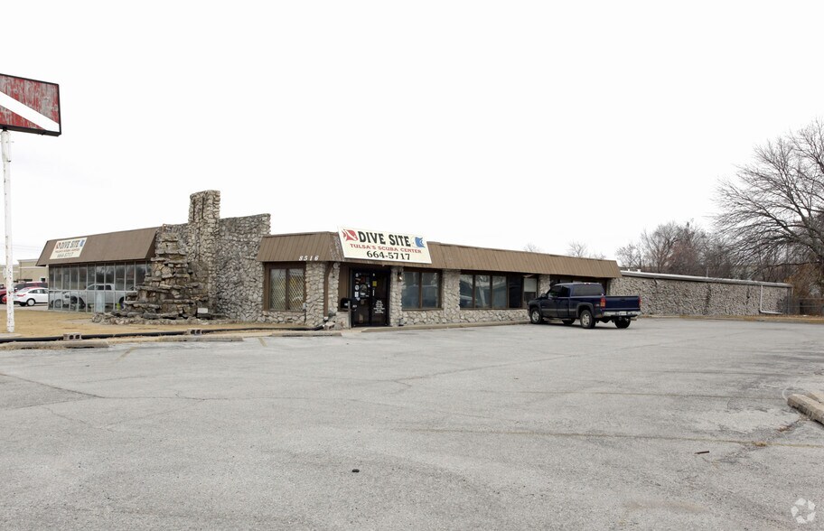 Primary Photo Of 8516 E 41st St S, Tulsa Freestanding For Sale