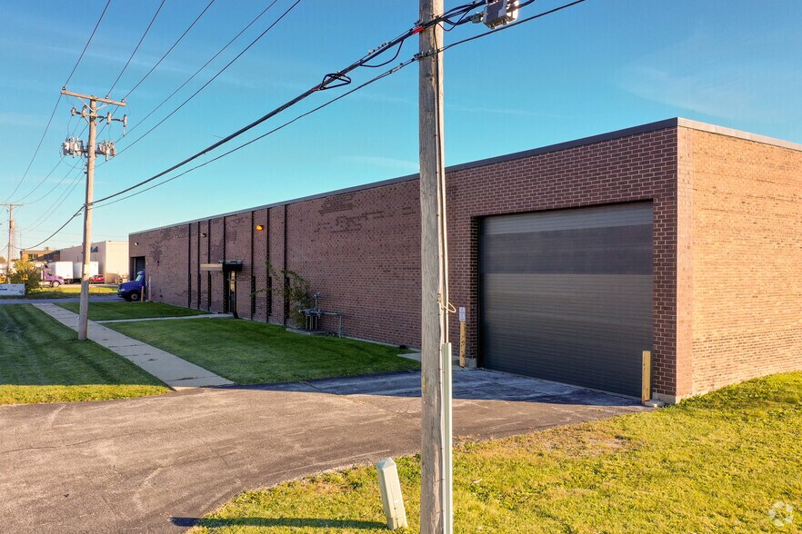 More Photos Of 1175 Central Ave, University Park Manufacturing For Lease