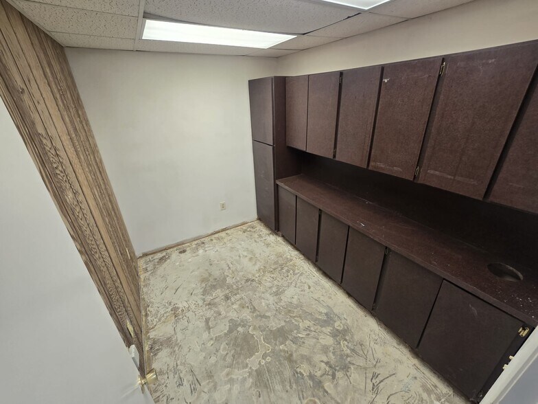 More Photos Of 101 N State Road 7, Margate Office For Lease