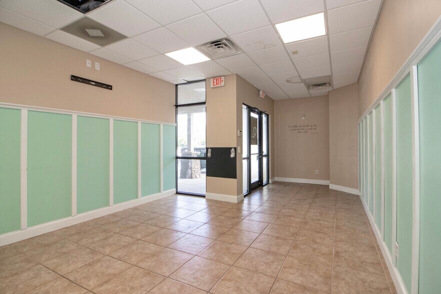 More Photos Of 285 N Main St, Troutman General Retail For Lease