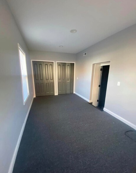 More Photos Of 314 S Buckman St, Shepherdsville Office Residential For Lease