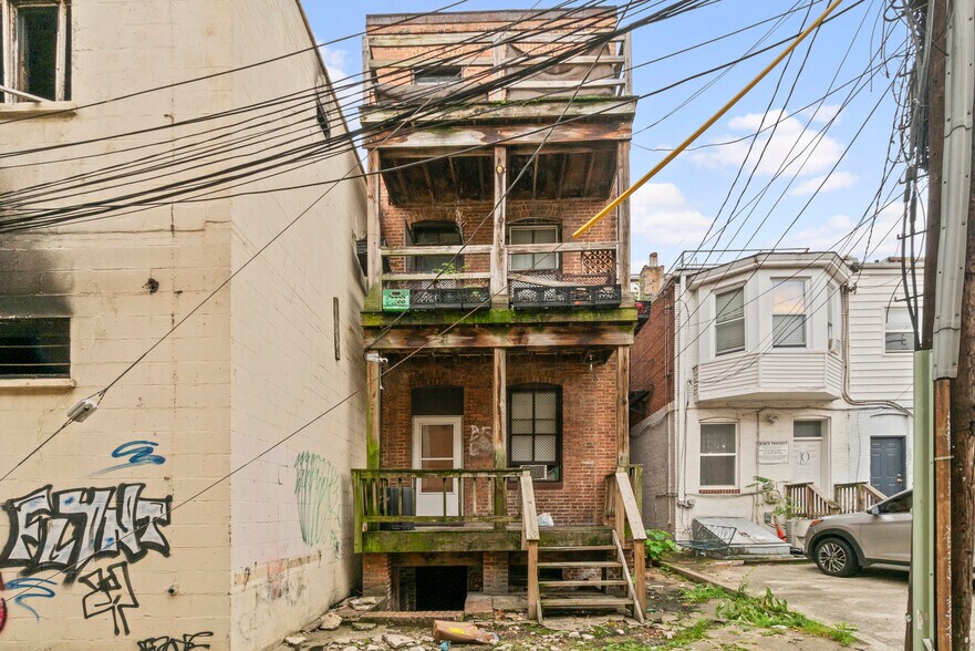 More Photos Of 2507 N Charles St, Baltimore Apartments For Sale