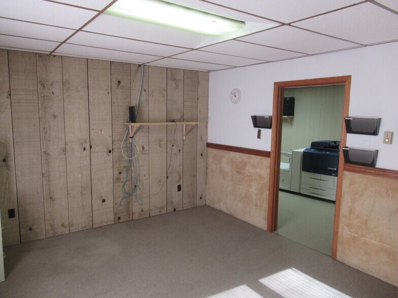 More Photos Of 2938 W Ridge Pike, Norristown Freestanding For Lease