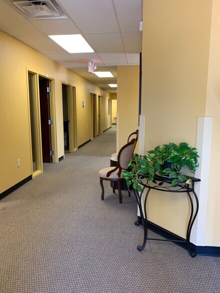 More Photos Of 3040-3050 S Kettering Blvd, Moraine Freestanding For Sale