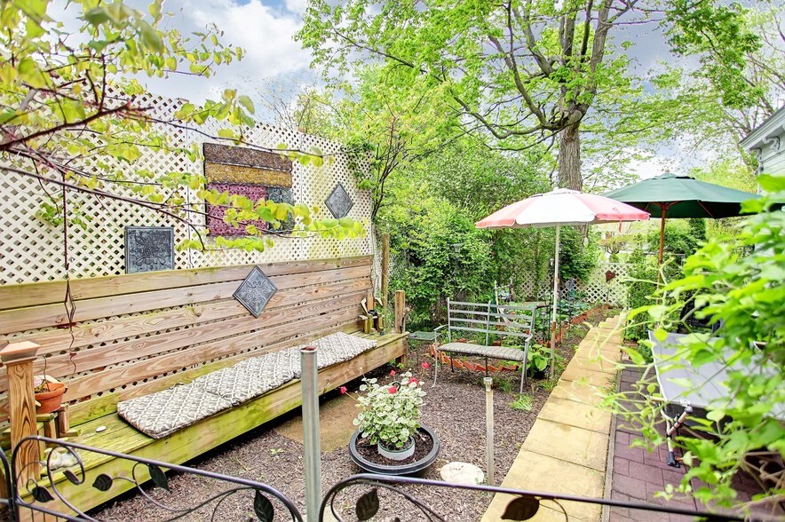 More Photos Of 80 W State St, Springboro Hospitality For Sale