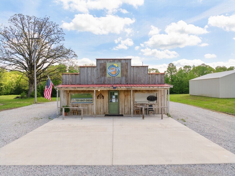 More Photos Of 2598 Tennessee Ave N, Parsons Storefront For Sale