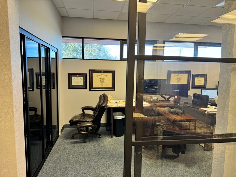 More Photos Of 2650 N Dixie Fwy, New Smyrna Beach Office For Sale
