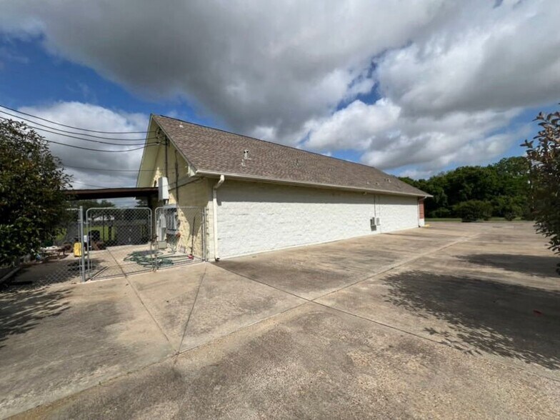 More Photos Of 3939 Lexington Blvd, Missouri City Medical For Sale