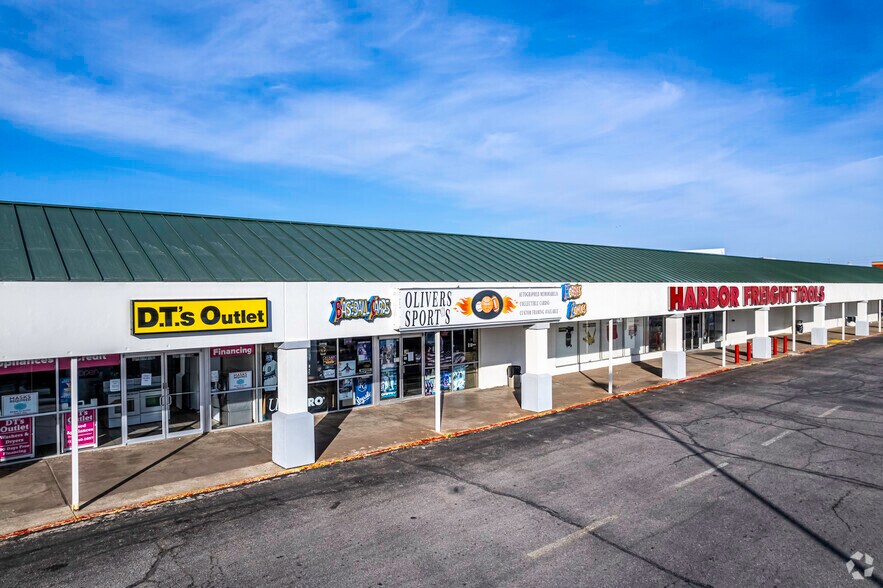 More Photos Of 2401-2565 S Seneca St, Wichita General Retail For Sale