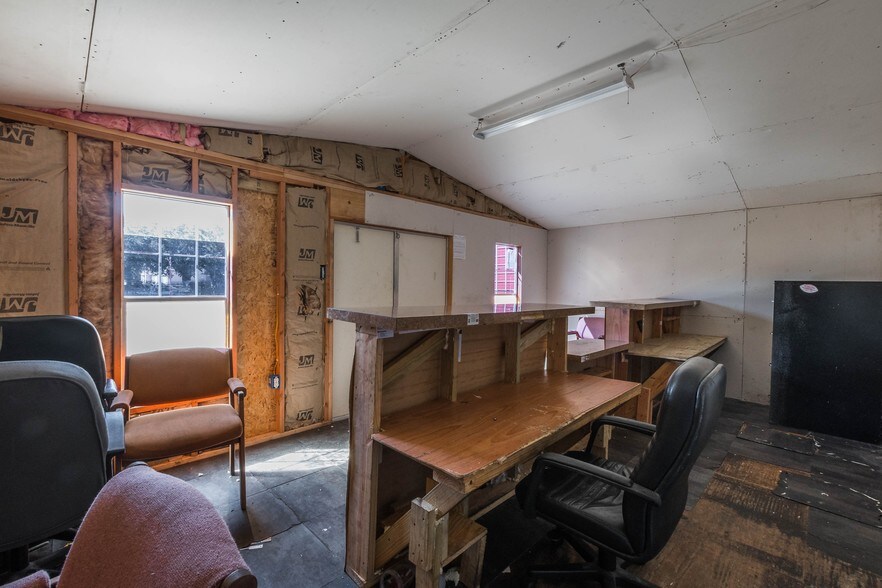 More Photos Of 6201 S Congress Ave, Austin Auto Repair For Lease