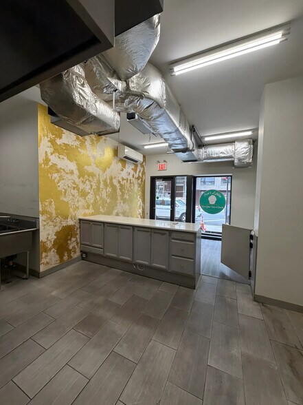 More Photos Of 745 DeKalb Ave, Brooklyn Apartments For Lease