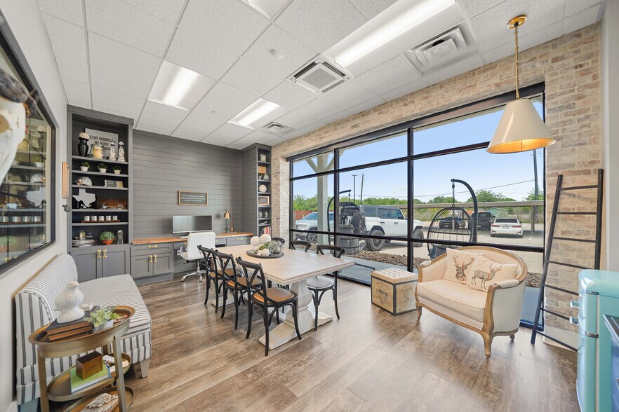 More Photos Of 4300 FM 2351 Rd, Friendswood Office For Lease