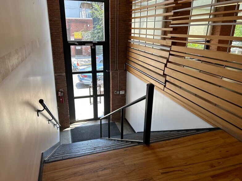 More Photos Of 500 Driggs Ave, Brooklyn Office For Lease