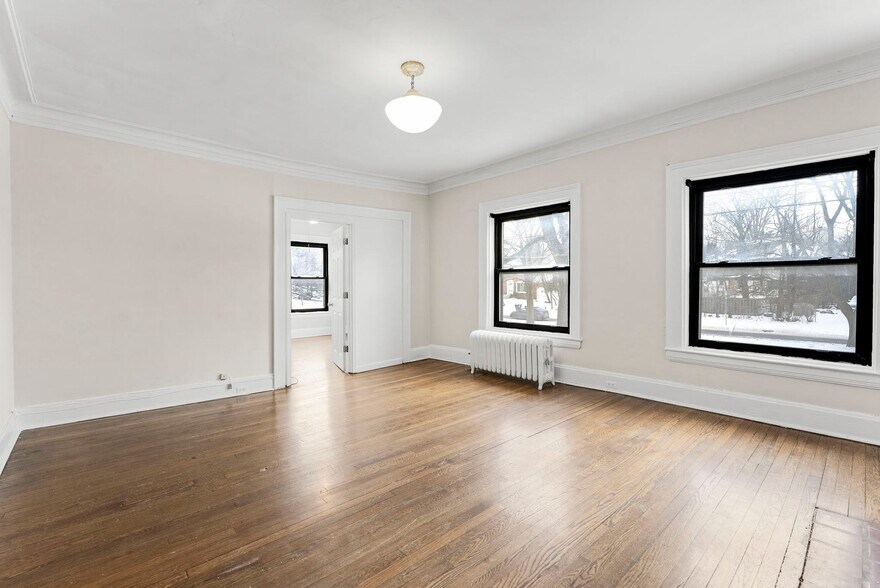More Photos Of 2617 Euclid Heights Blvd, Cleveland Heights Apartments For Sale